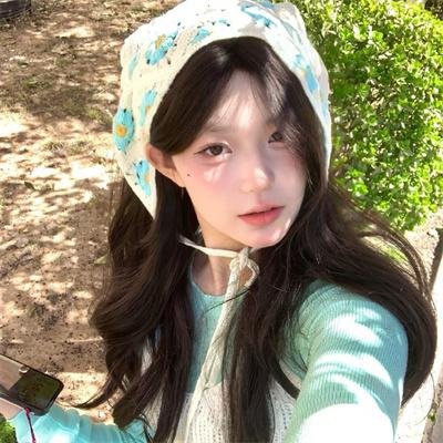 少年旅途中偶遇温暖同行者